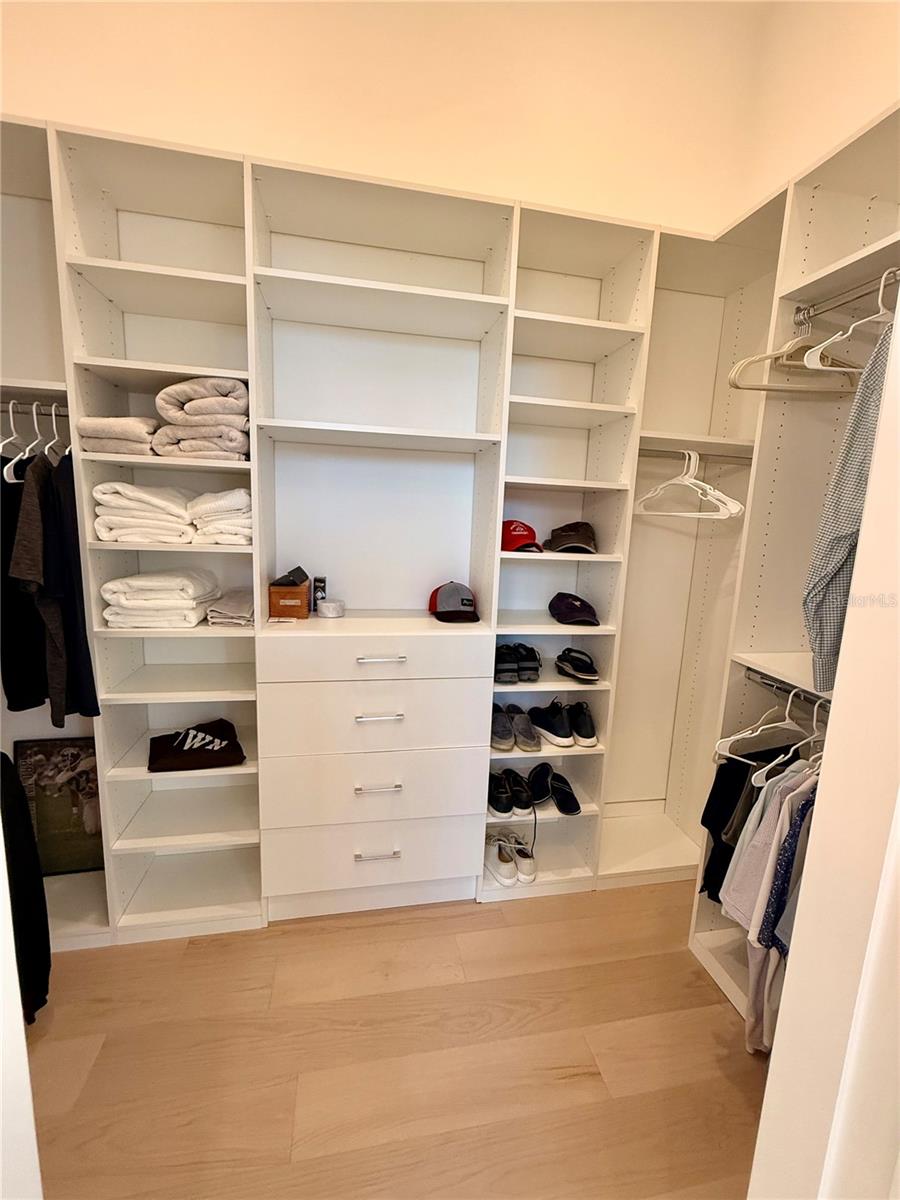 510 GOLF LINKS LN — photo 26