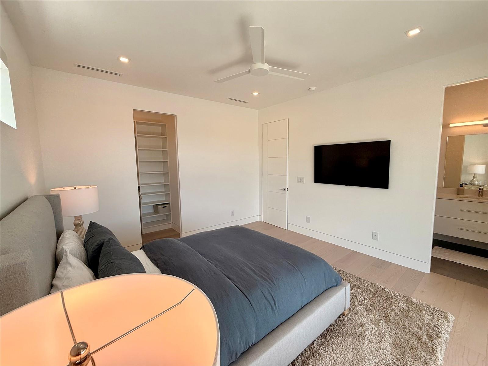 510 GOLF LINKS LN — photo 49