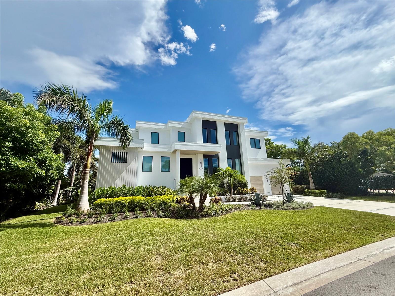 510 GOLF LINKS LN — photo 3