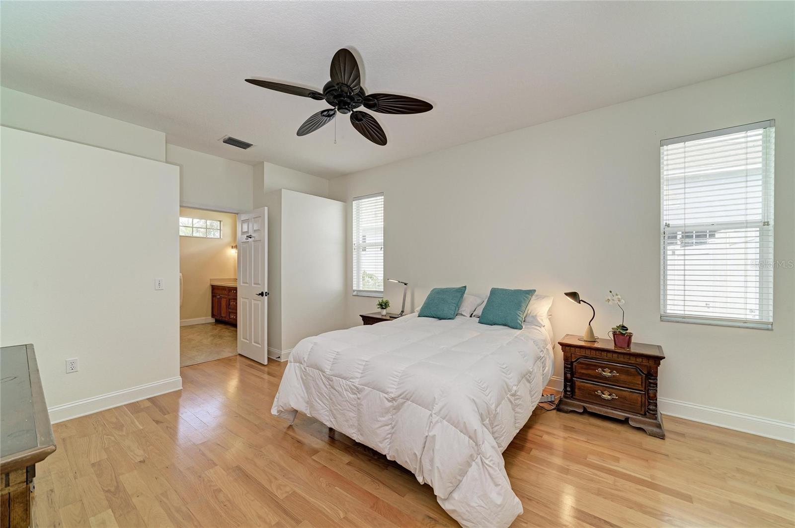 12105 BEEFLOWER DR — photo 16