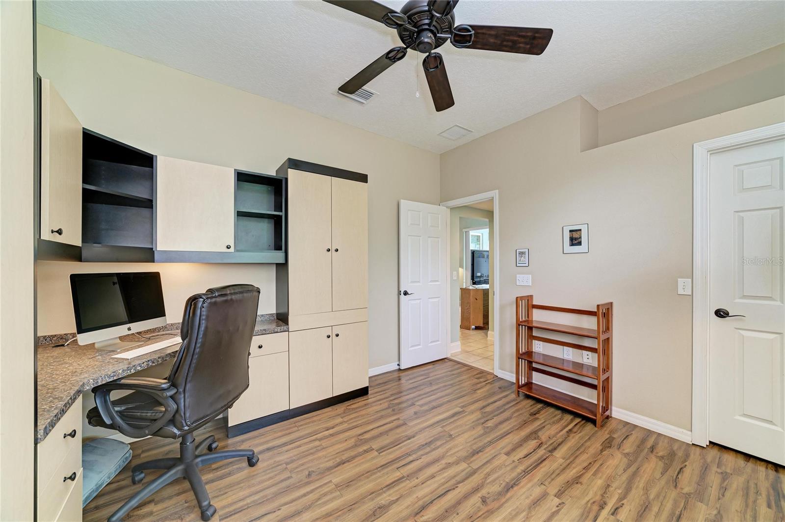 12105 BEEFLOWER DR — photo 26