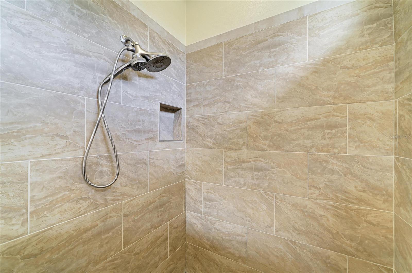 12105 BEEFLOWER DR — photo 20