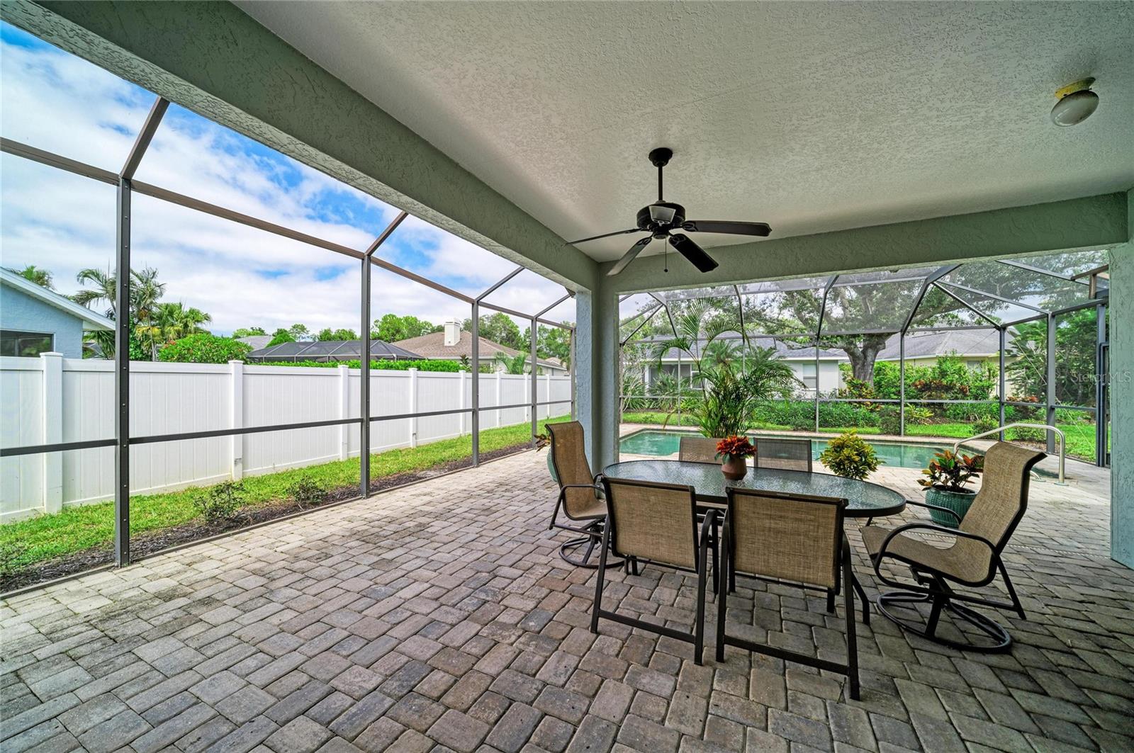 12105 BEEFLOWER DR — photo 28