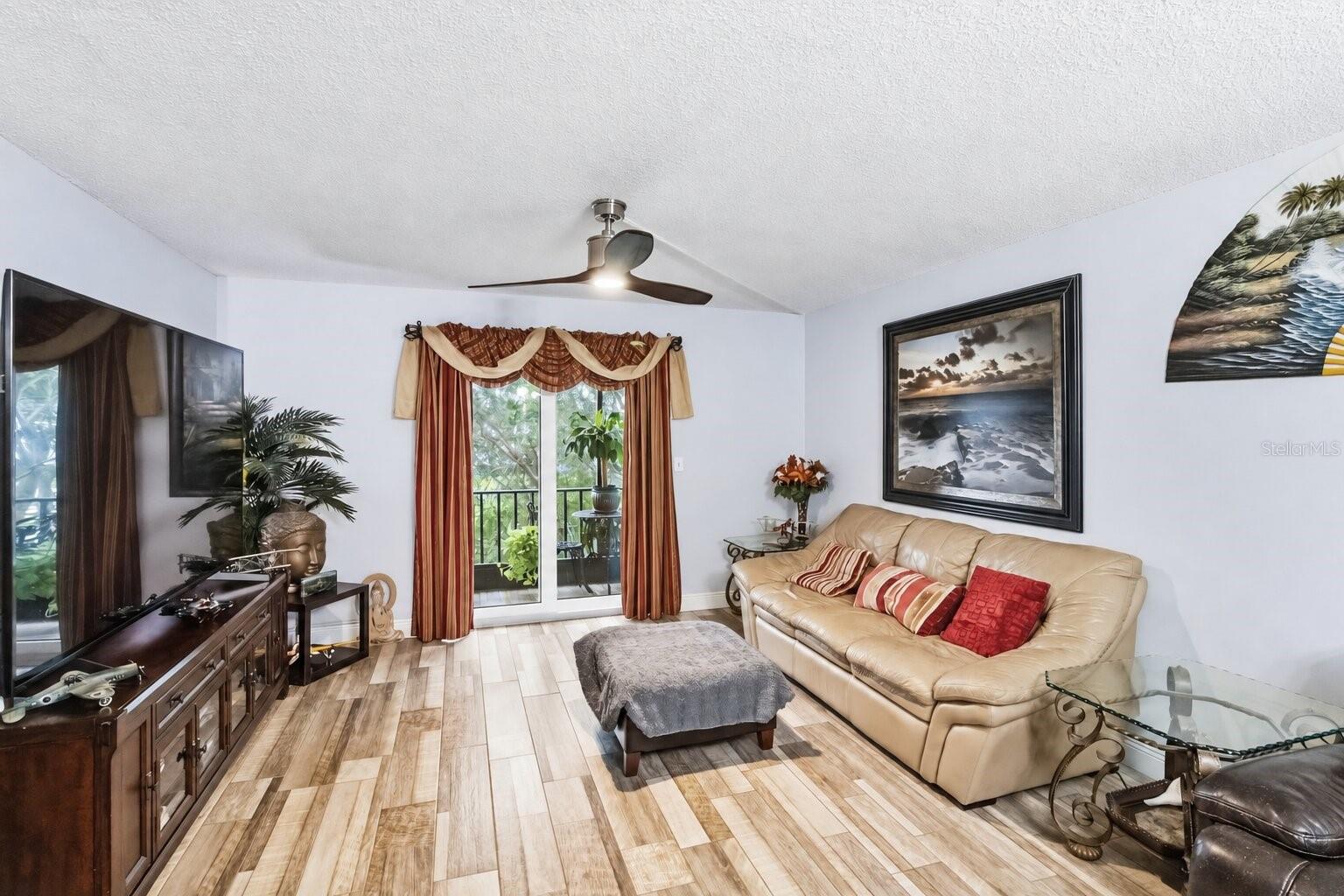 704 OAKGROVE DR #226D — photo 6
