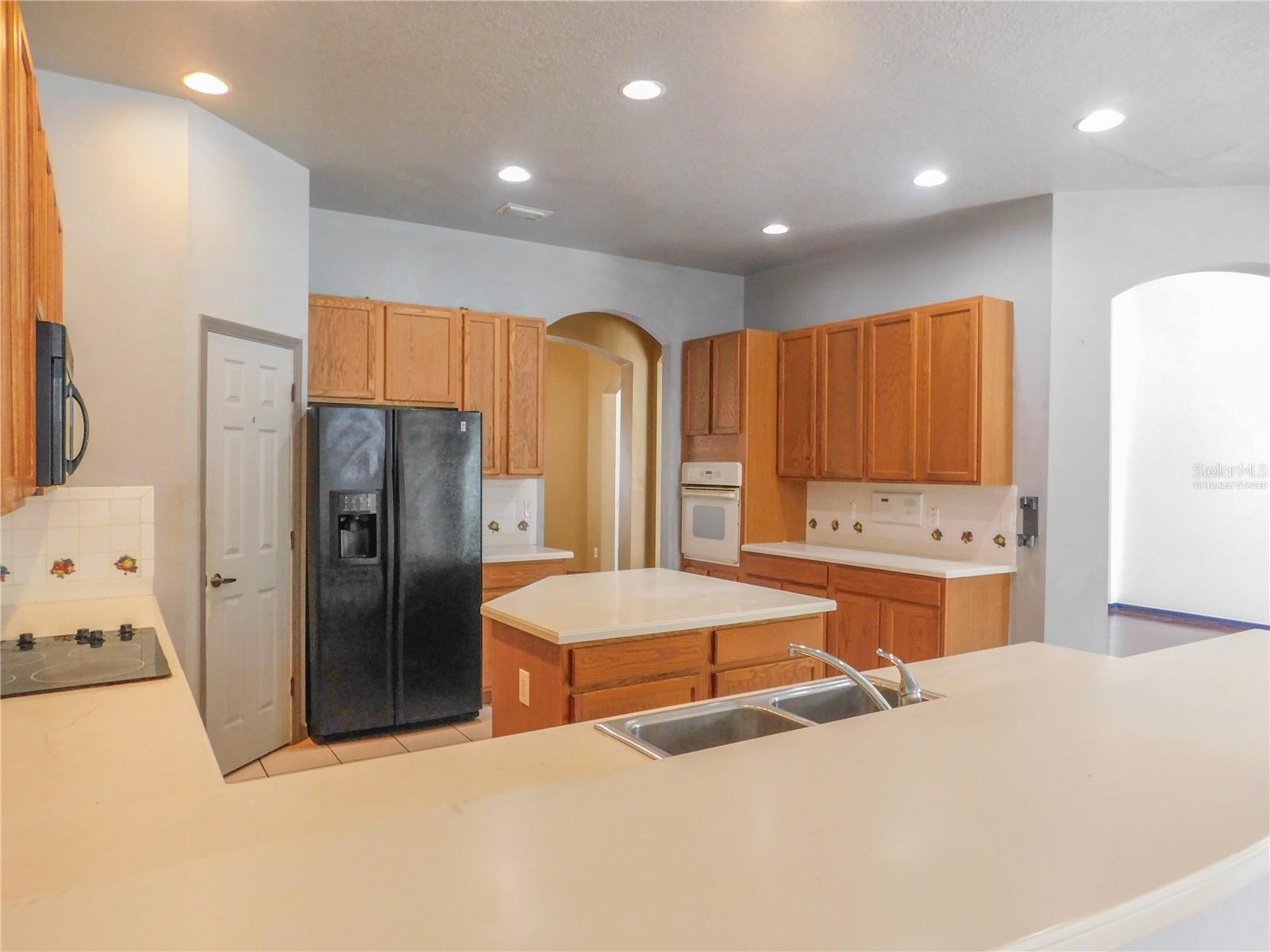2412 BLUE STONE CT — photo 8