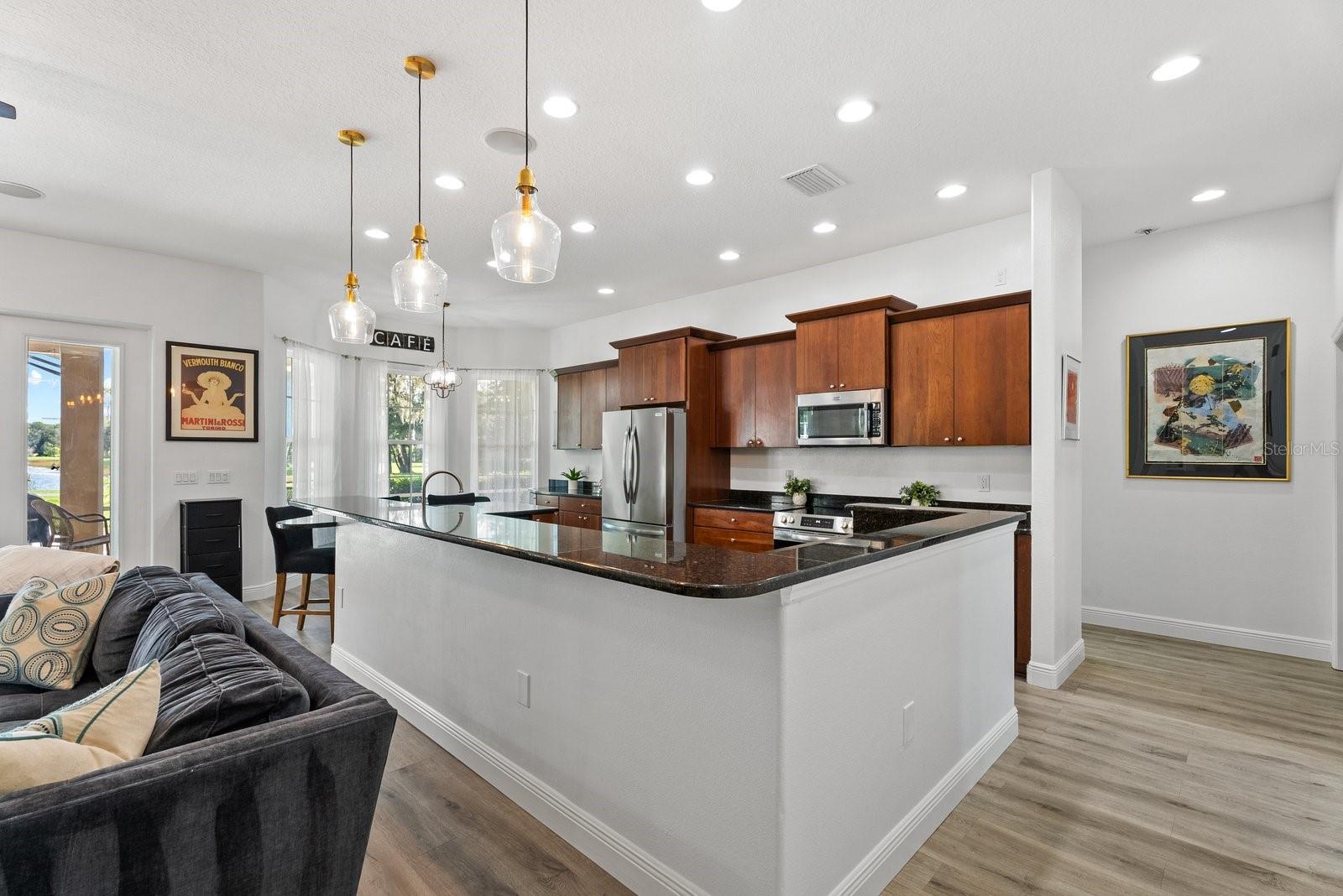 7303 WEEPING WILLOW DR — photo 12