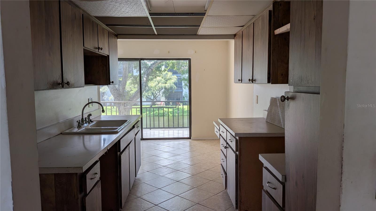 5980 TERRACE PARK DR N #206 — photo 6
