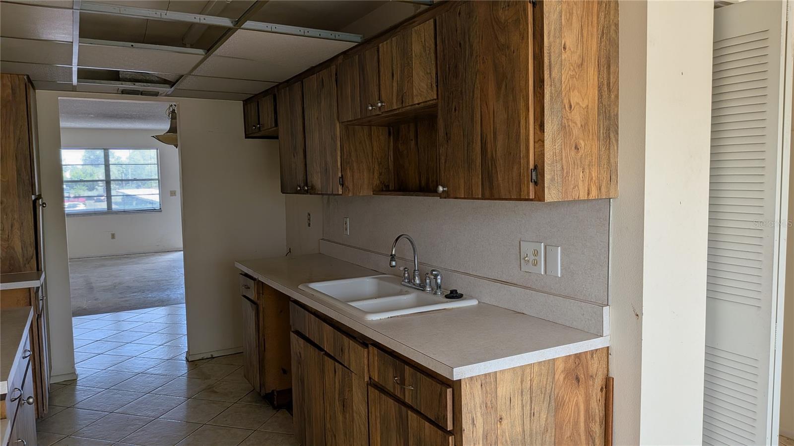 5980 TERRACE PARK DR N #206 — photo 8