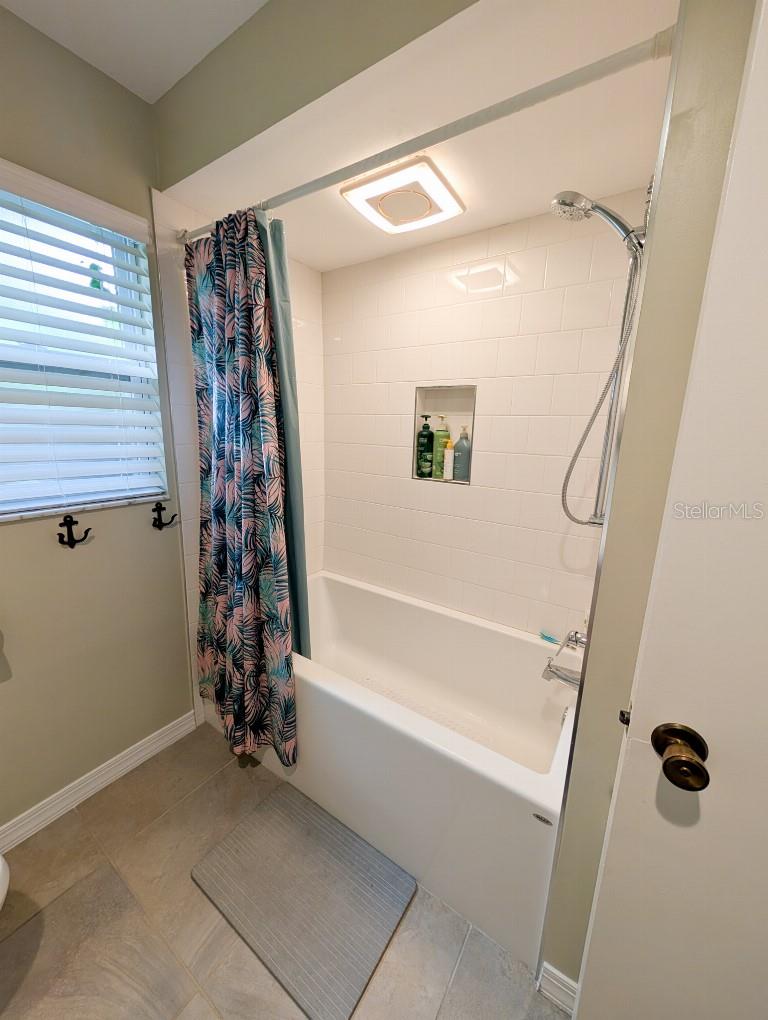 2673 MONTAGUE CT W — photo 23