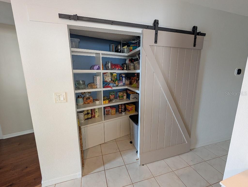 2673 MONTAGUE CT W — photo 18