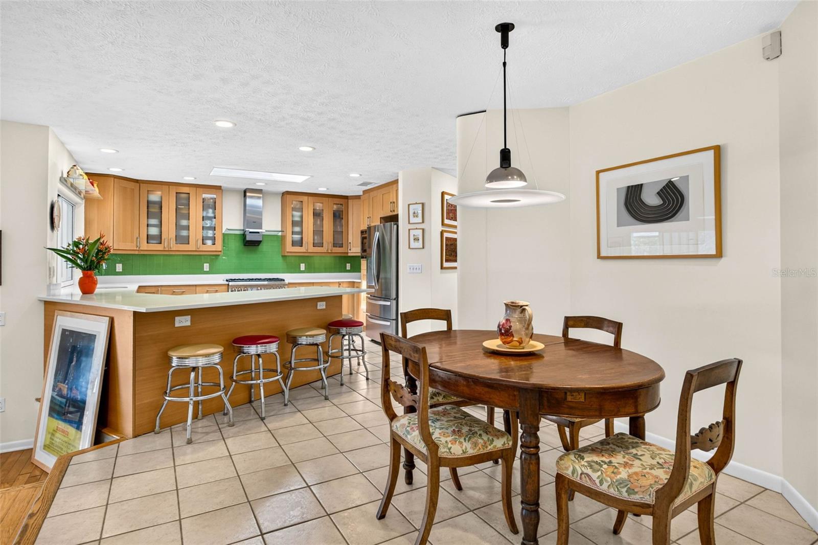 513 GARRARD DR — photo 26