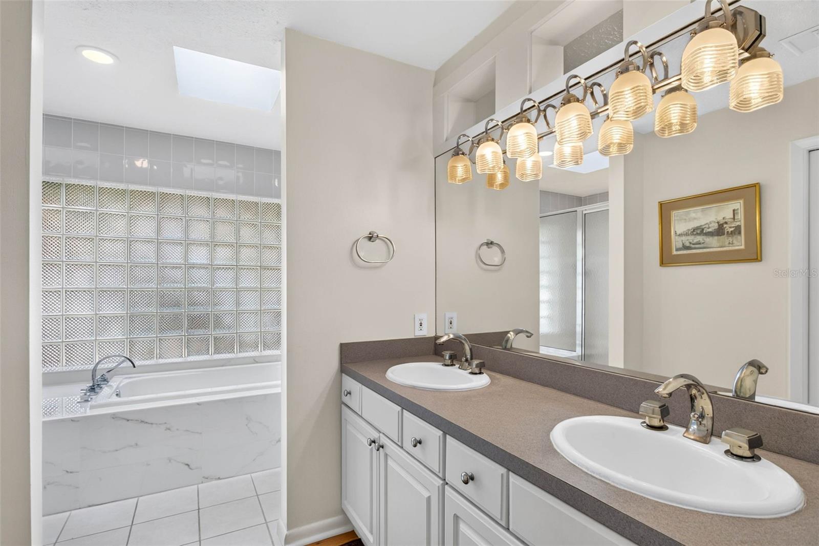 513 GARRARD DR — photo 38