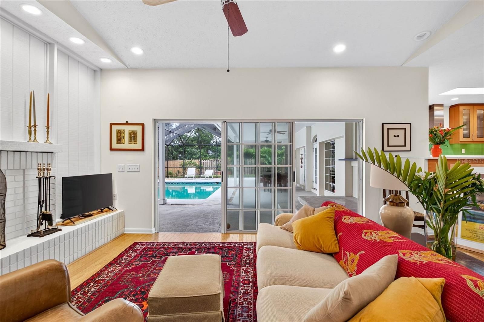 513 GARRARD DR — photo 30