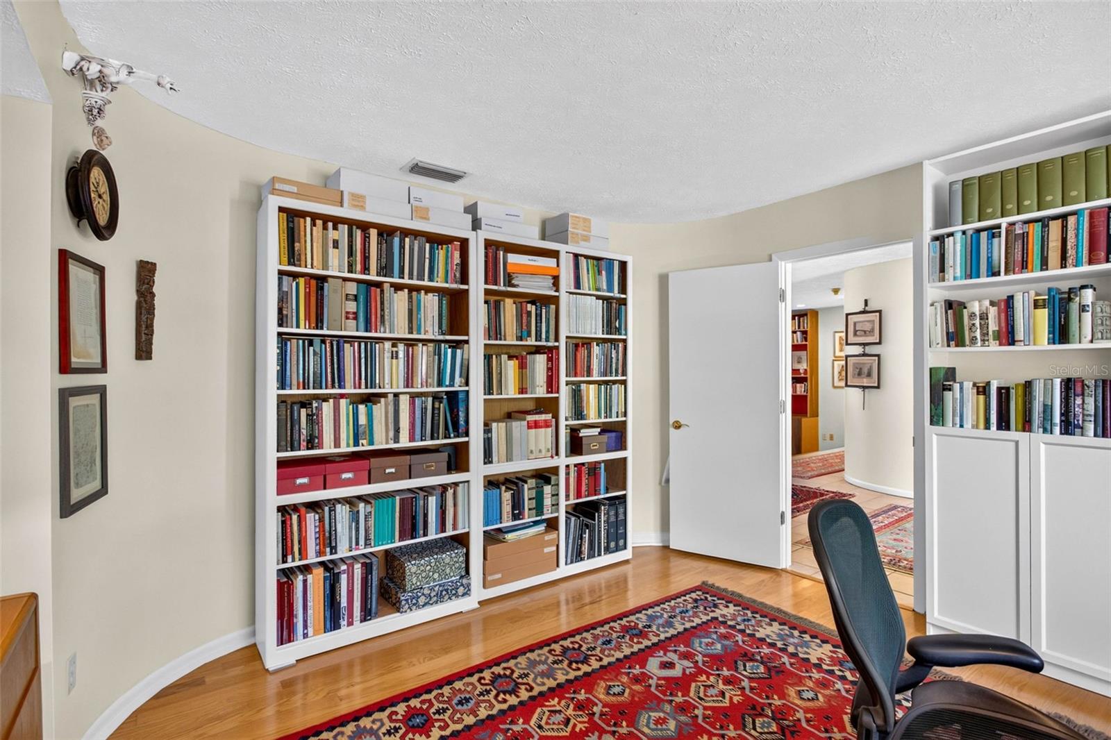 513 GARRARD DR — photo 17