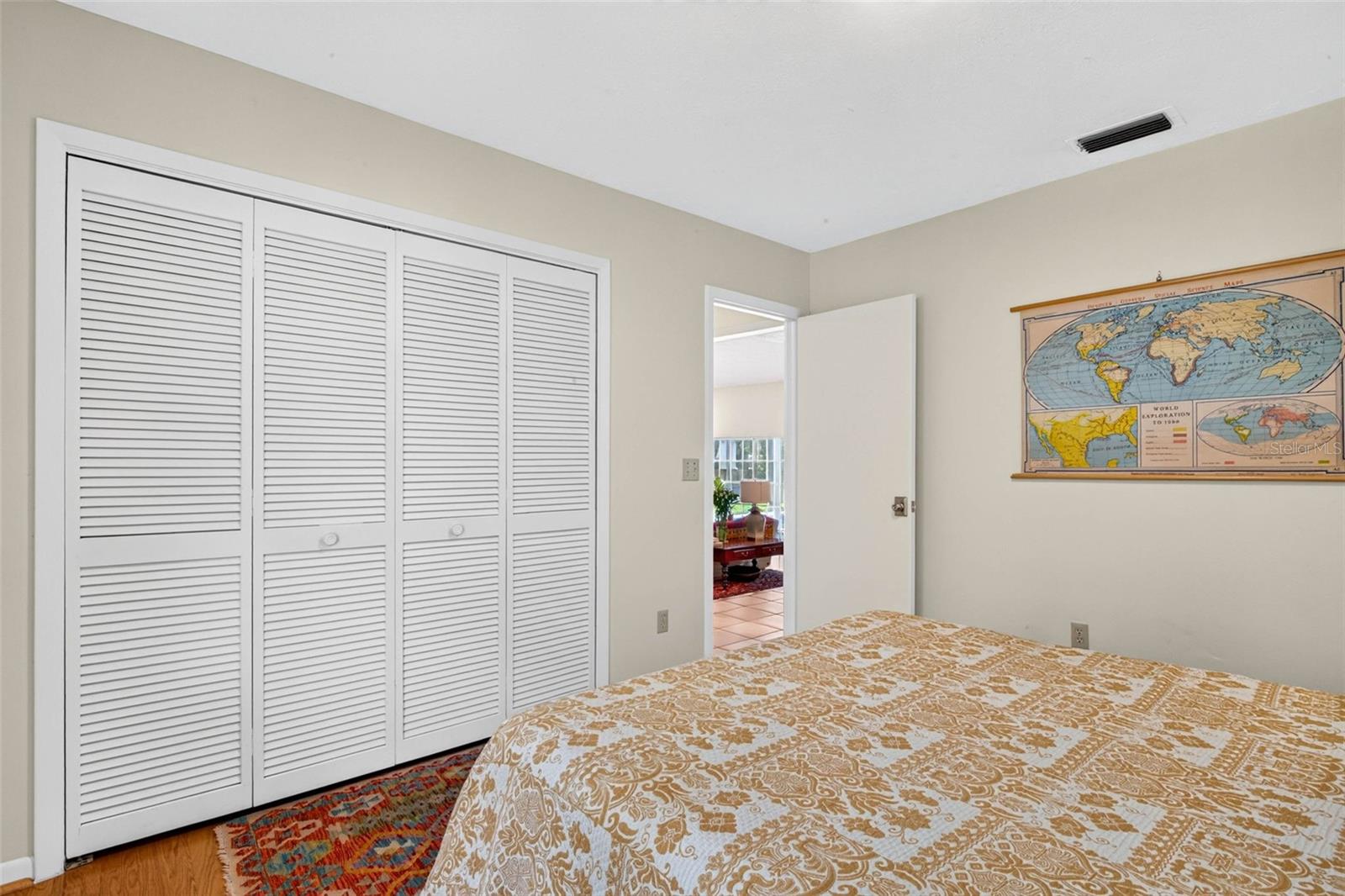 513 GARRARD DR — photo 46