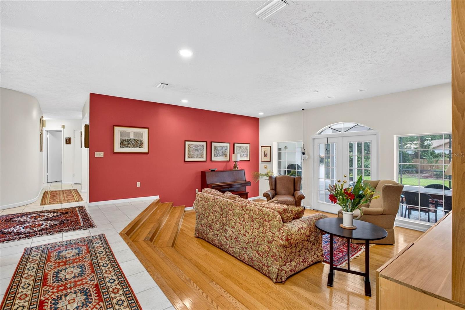 513 GARRARD DR — photo 10