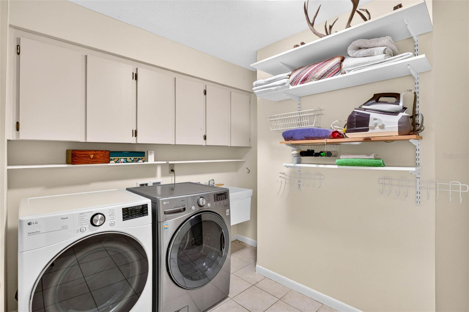 513 GARRARD DR — photo 66
