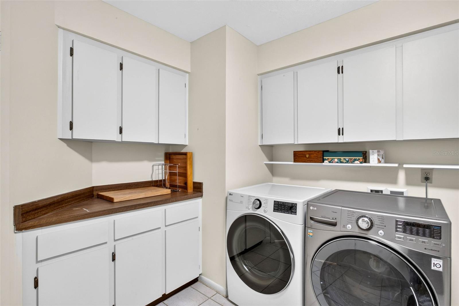 513 GARRARD DR — photo 67
