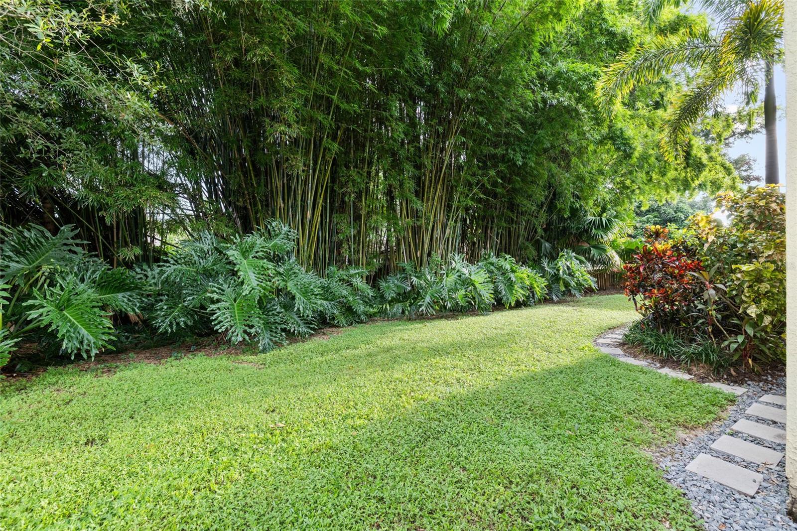 4117 WOODACRE LN — photo 46