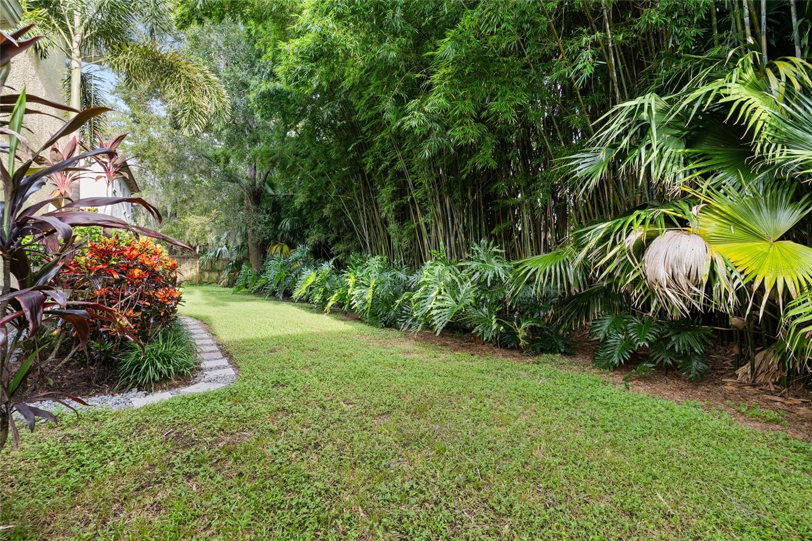 4117 WOODACRE LN — photo 48