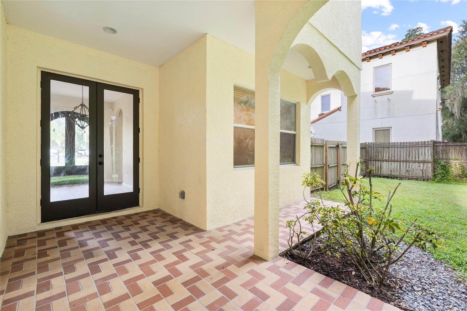 4117 WOODACRE LN — photo 42