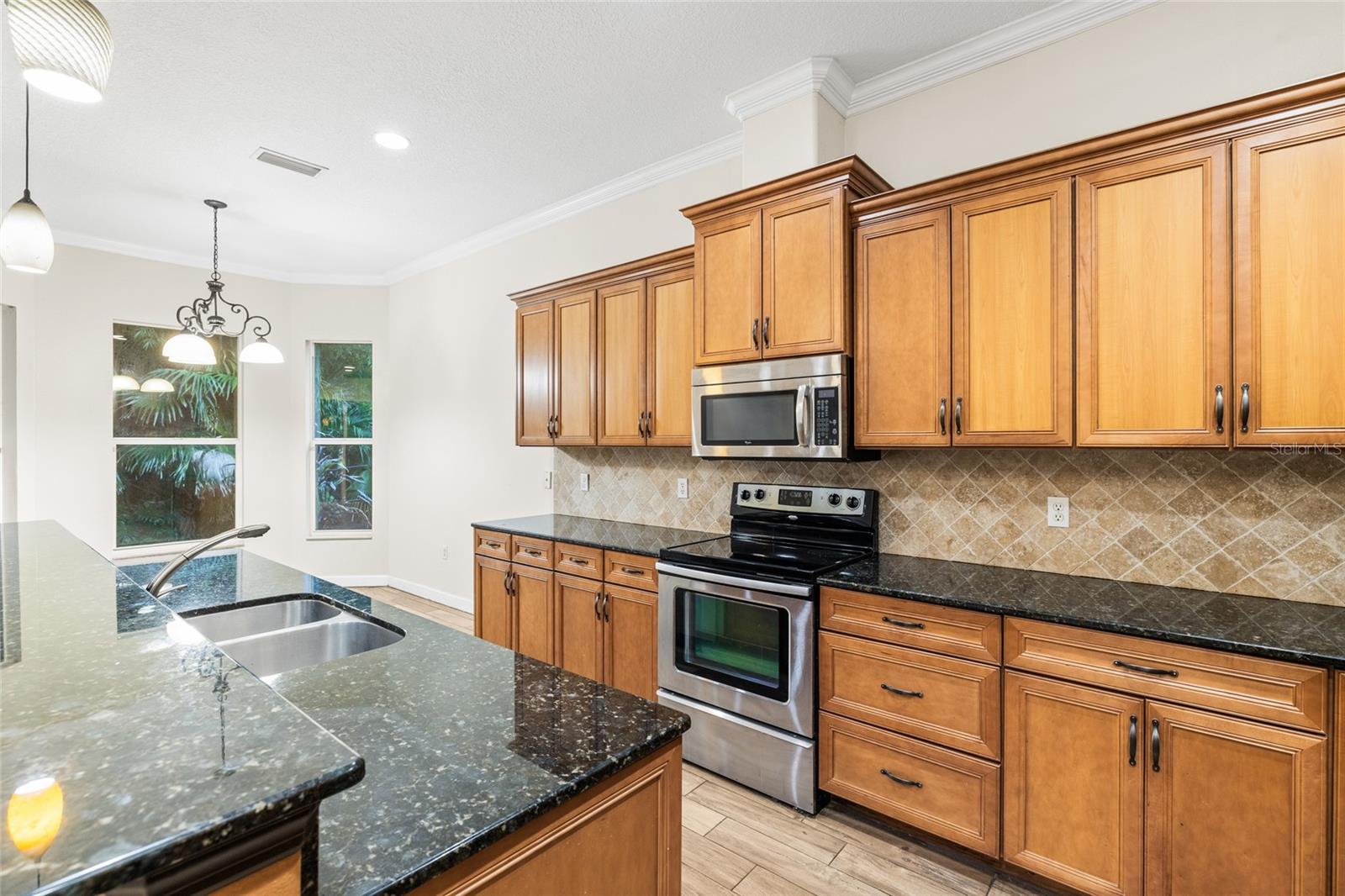 4117 WOODACRE LN — photo 17