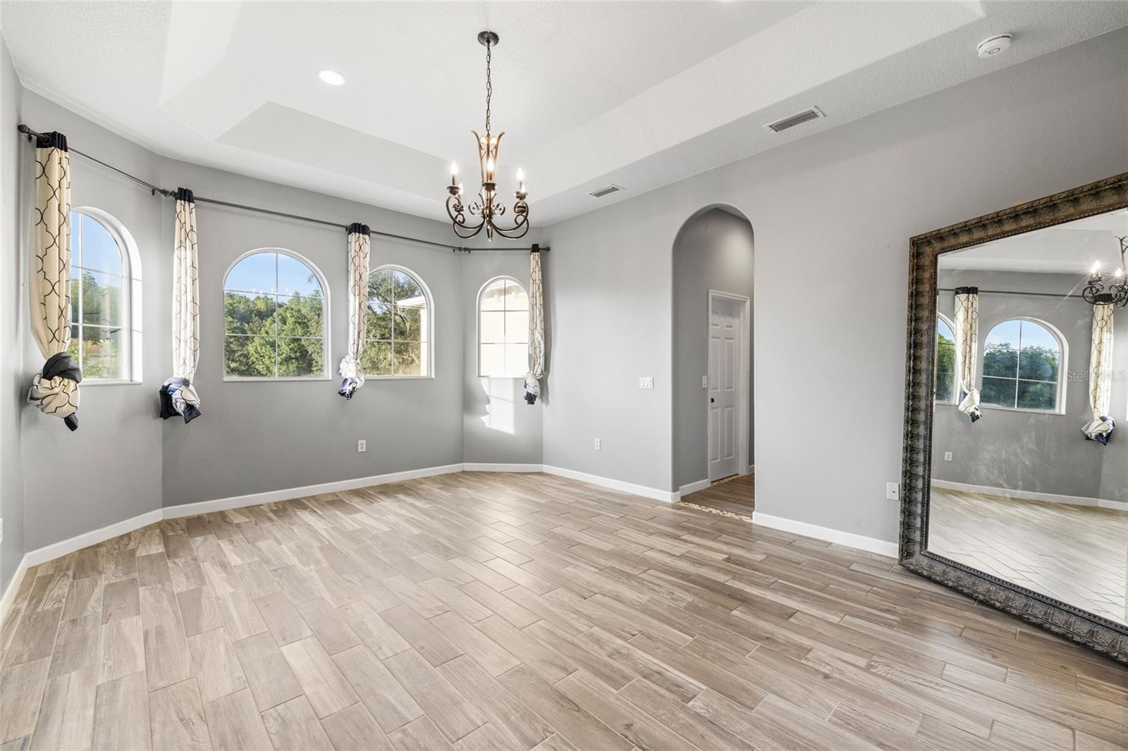 4117 WOODACRE LN — photo 34
