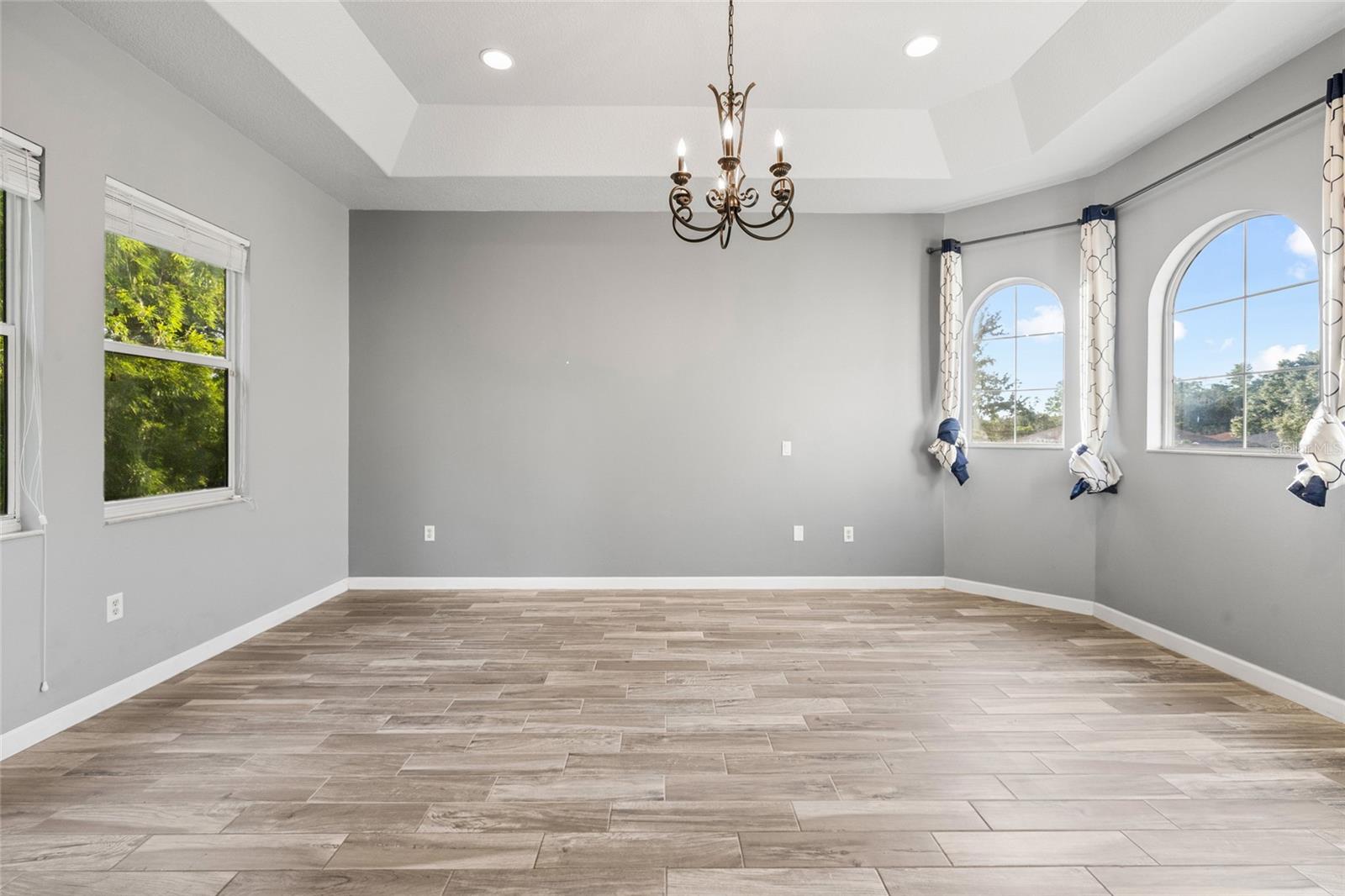 4117 WOODACRE LN — photo 33