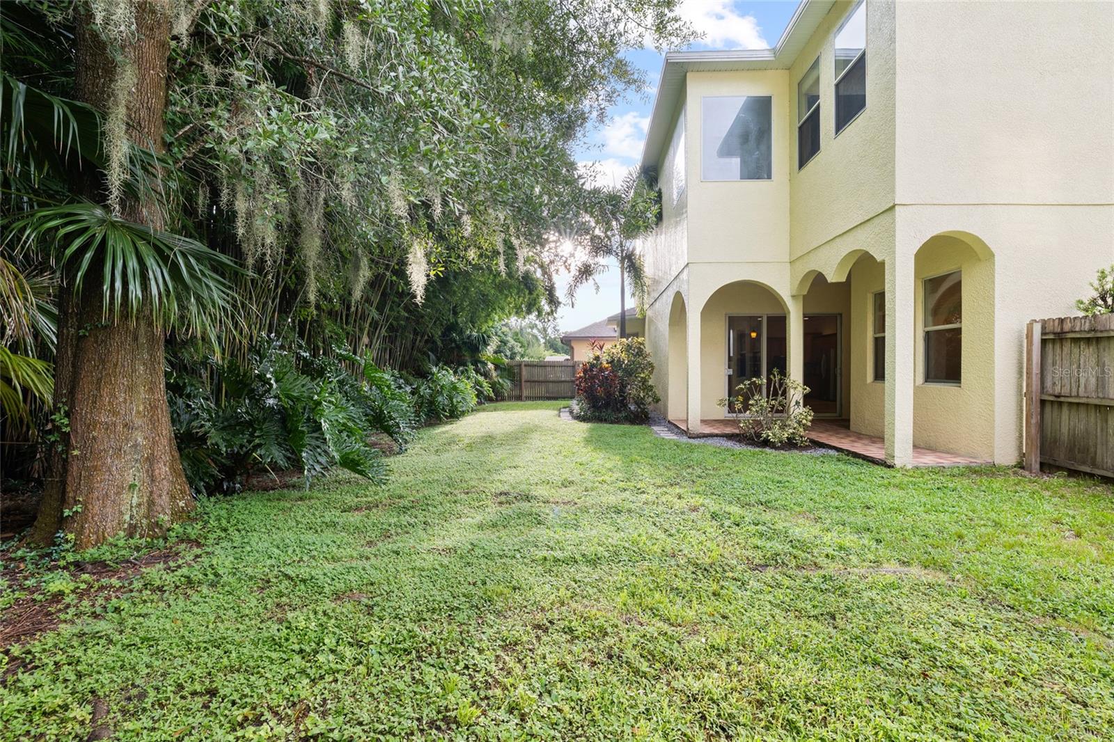 4117 WOODACRE LN — photo 45