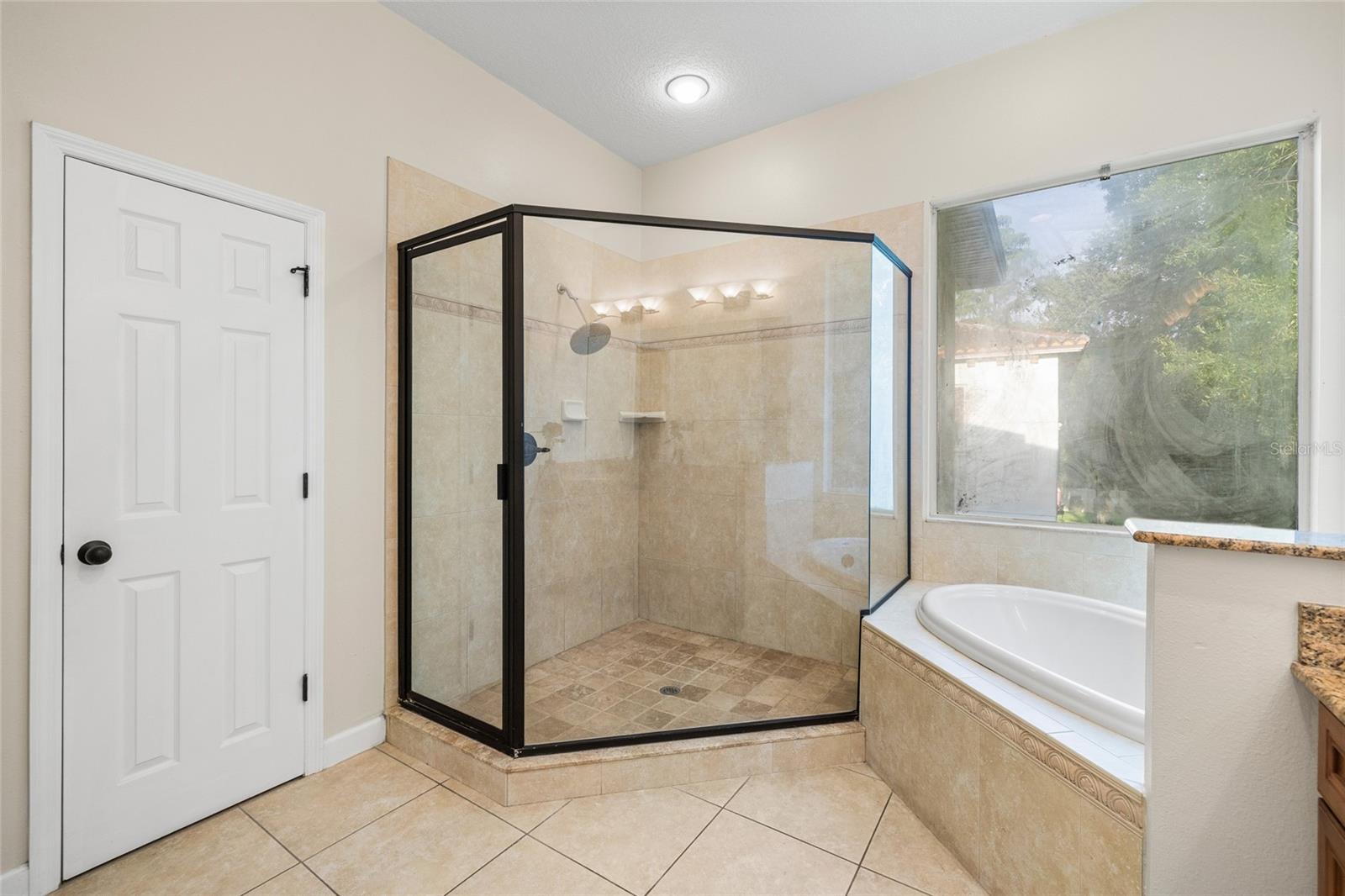 4117 WOODACRE LN — photo 30