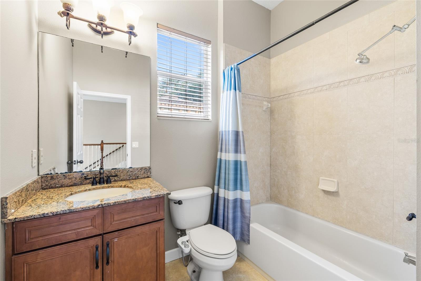 4117 WOODACRE LN — photo 24