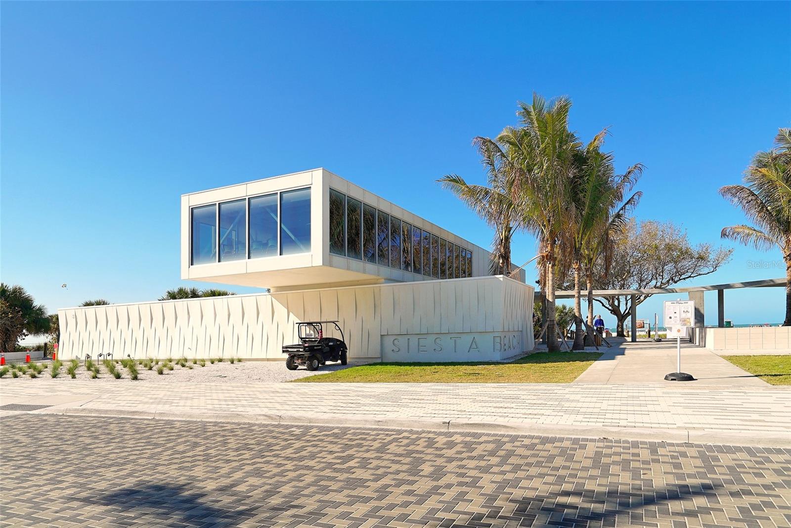 732 SIESTA DR — photo 29