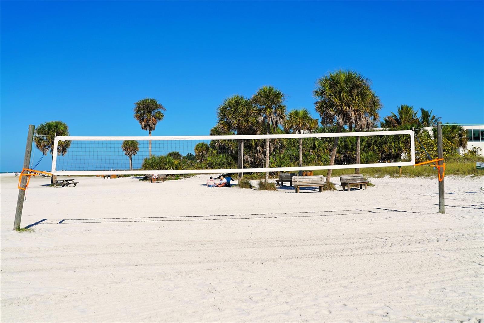 732 SIESTA DR — photo 48