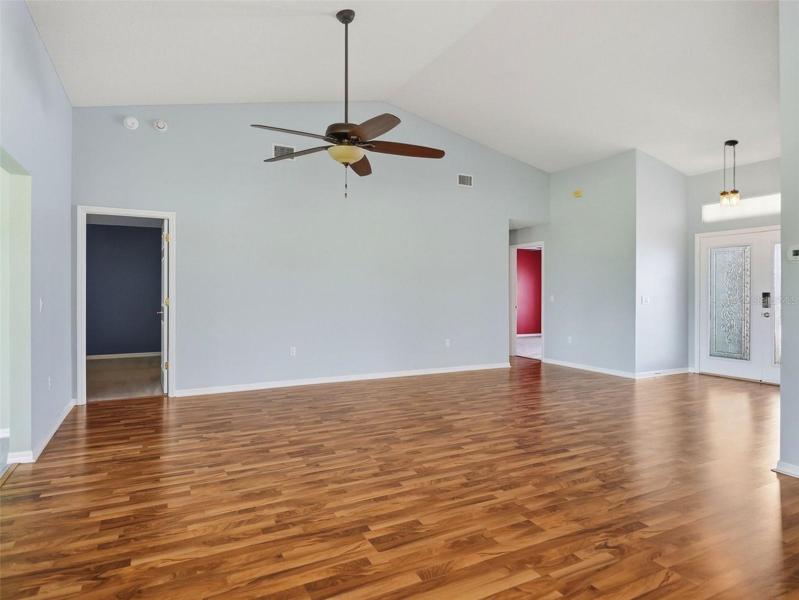 1023 ALMONDWOOD DR — photo 6