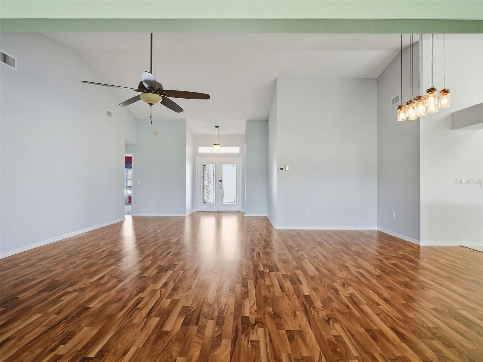 1023 ALMONDWOOD DR — photo 7
