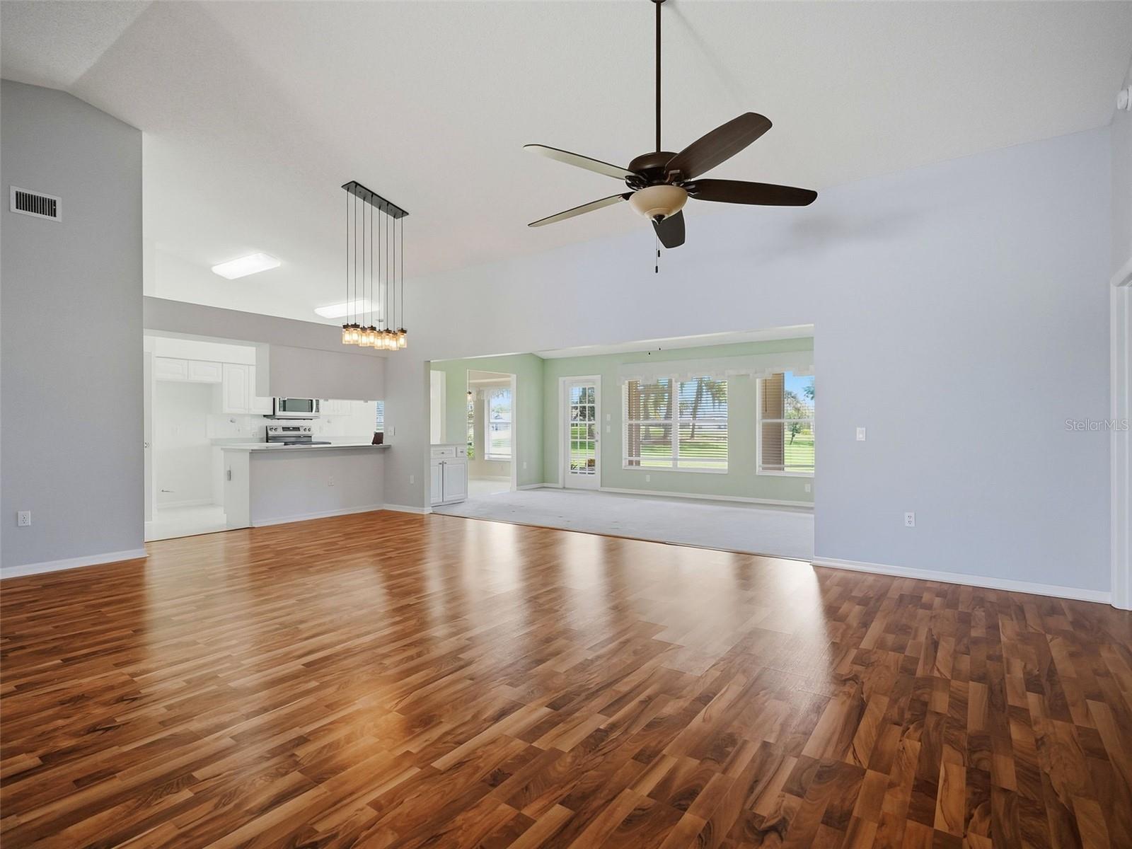 1023 ALMONDWOOD DR — photo 4