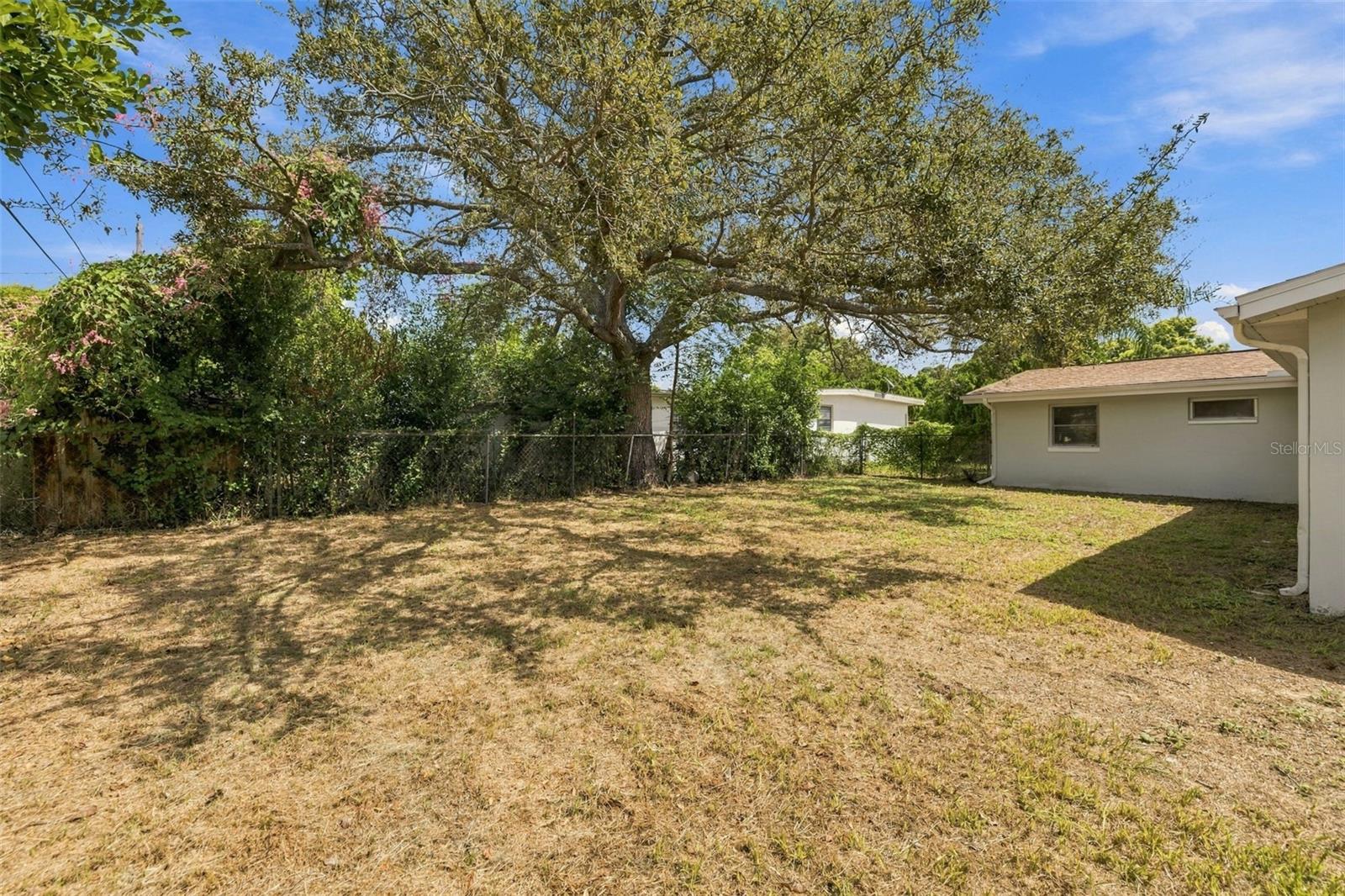 4525 JACQUELINE DR — photo 24