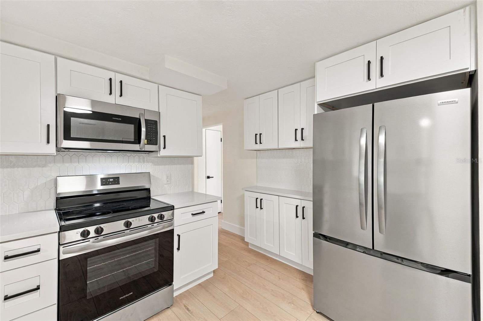4525 JACQUELINE DR — photo 12