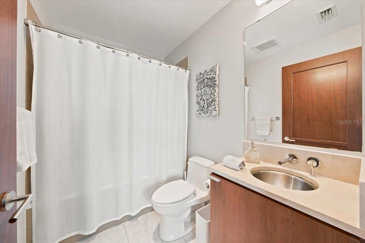 111 N 12TH ST #1704 — photo 27
