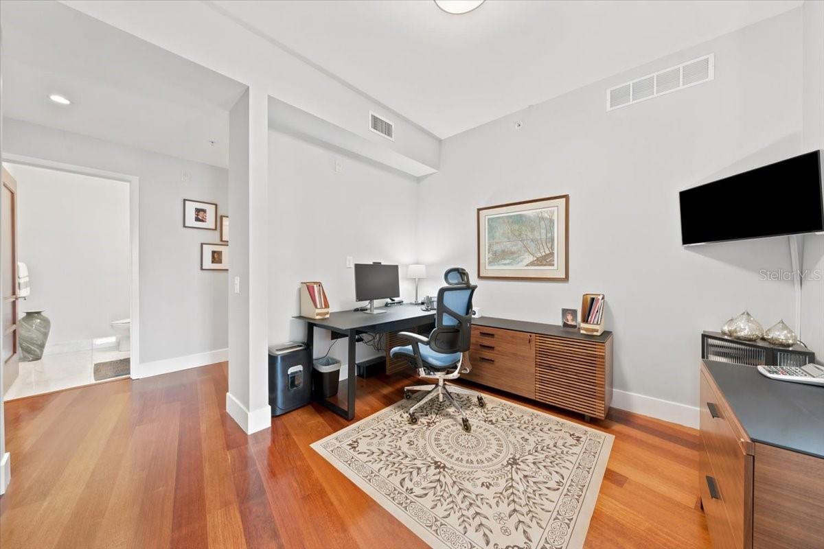 111 N 12TH ST #1704 — photo 28