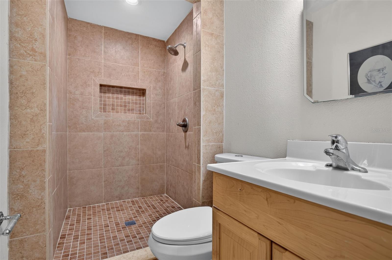 2225 SNEAD AVE — photo 36