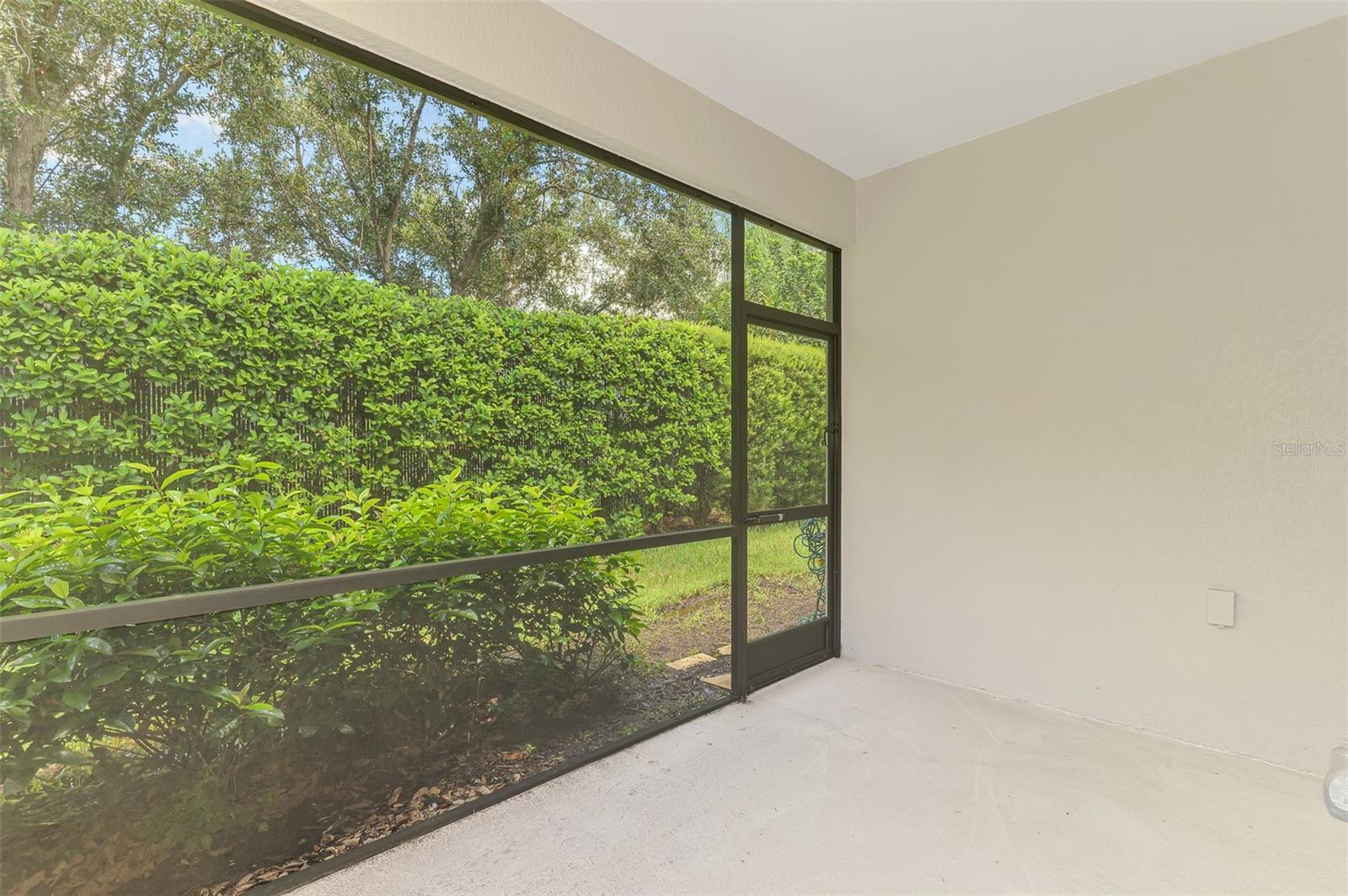 4850 MAYMONT PARK CIR — photo 31