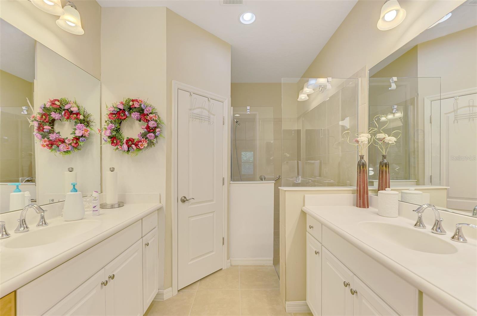 4850 MAYMONT PARK CIR — photo 24
