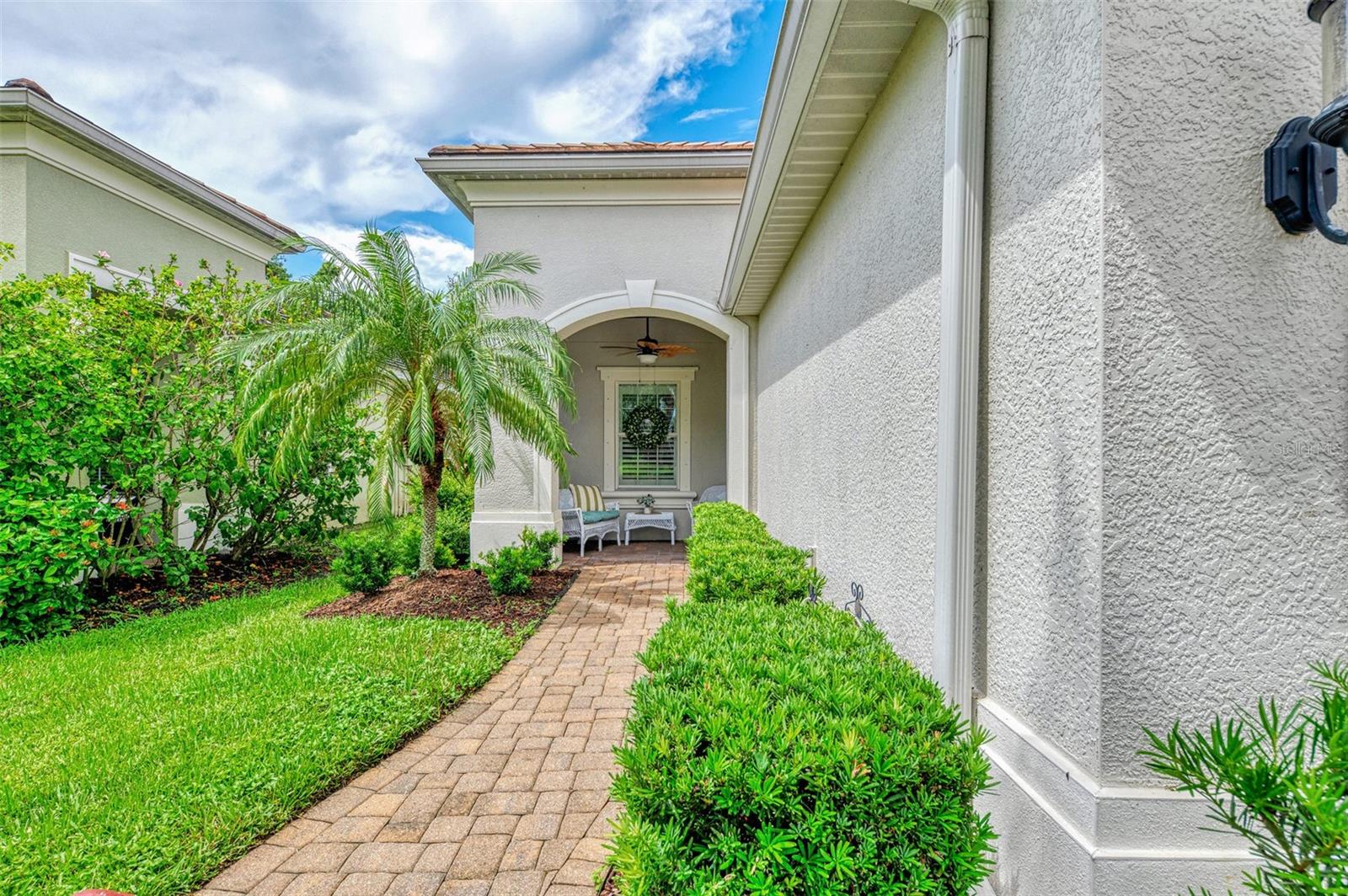 4850 MAYMONT PARK CIR — photo 4