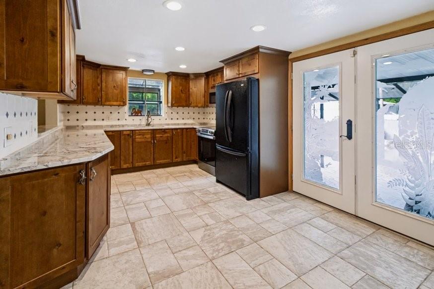 13016 SOMERLOTT PL — photo 17