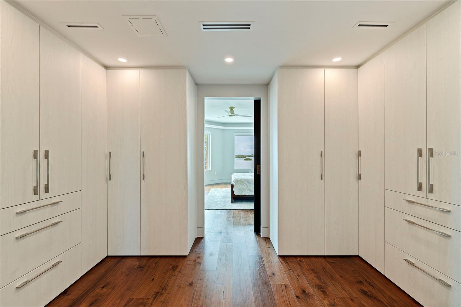755 COLLANY RD #301 — photo 32