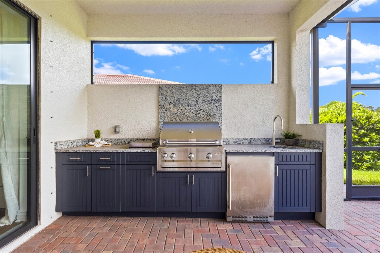 9817 MARBELLA DR — photo 32