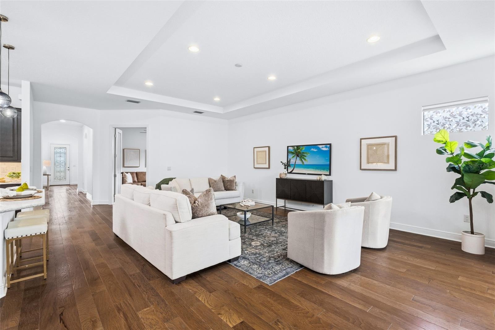 9817 MARBELLA DR — photo 14