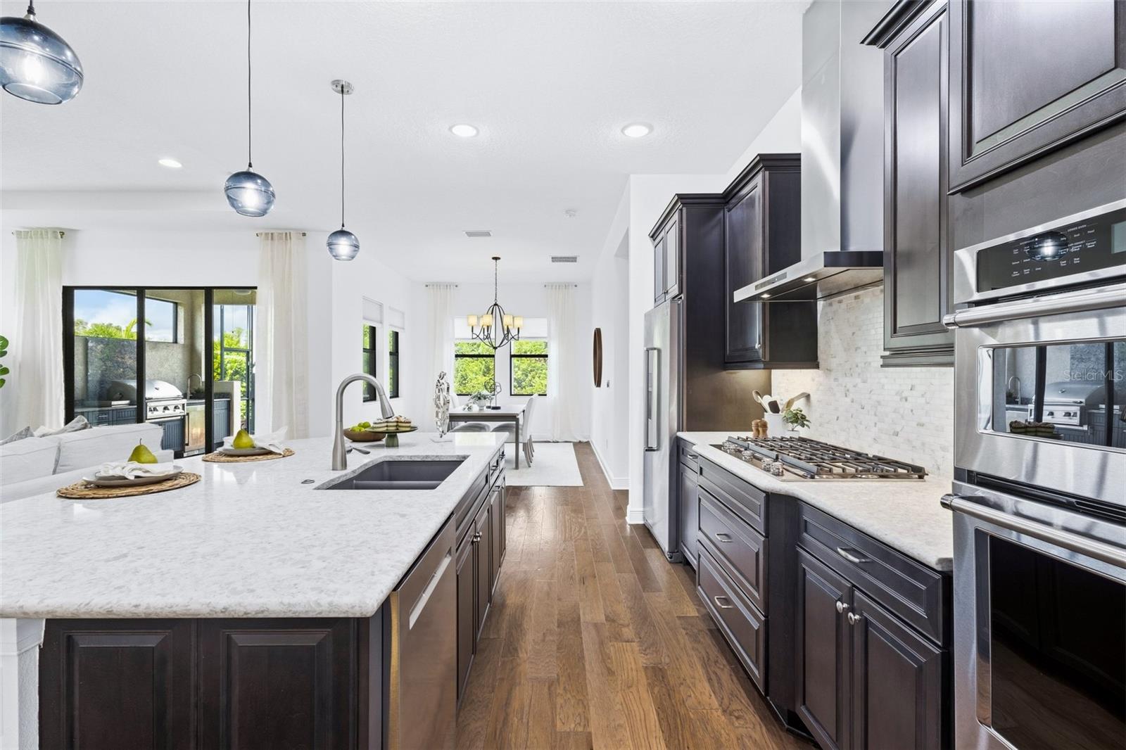 9817 MARBELLA DR — photo 25