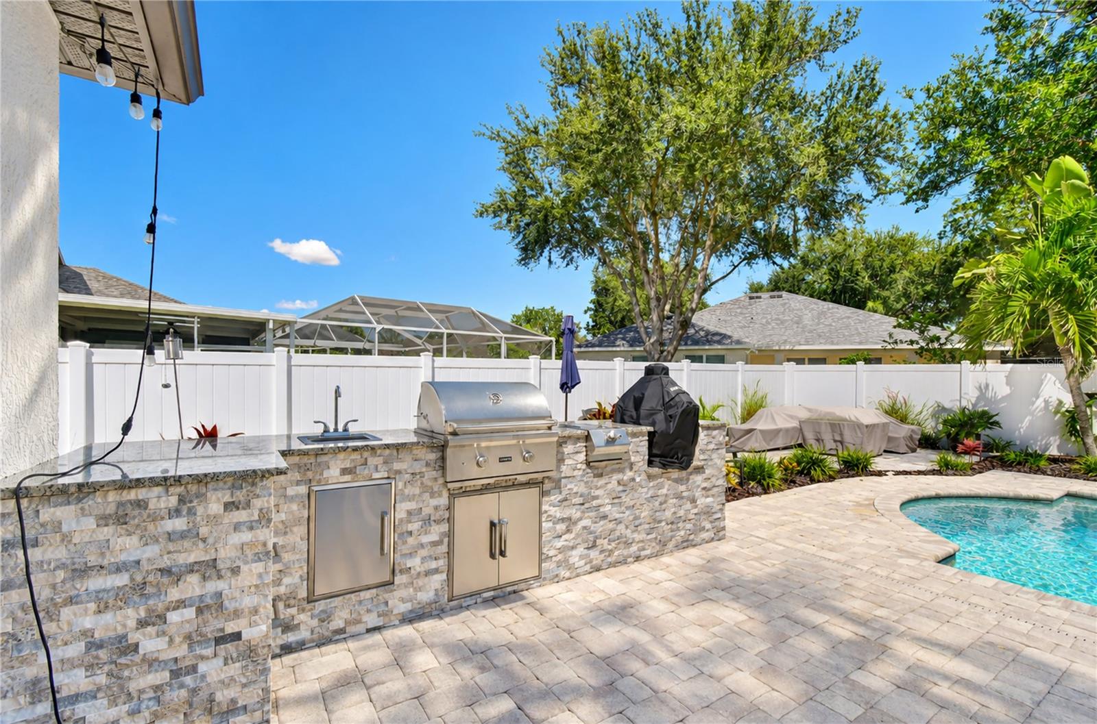 8530 NORTHTON GROVES BLVD — photo 46